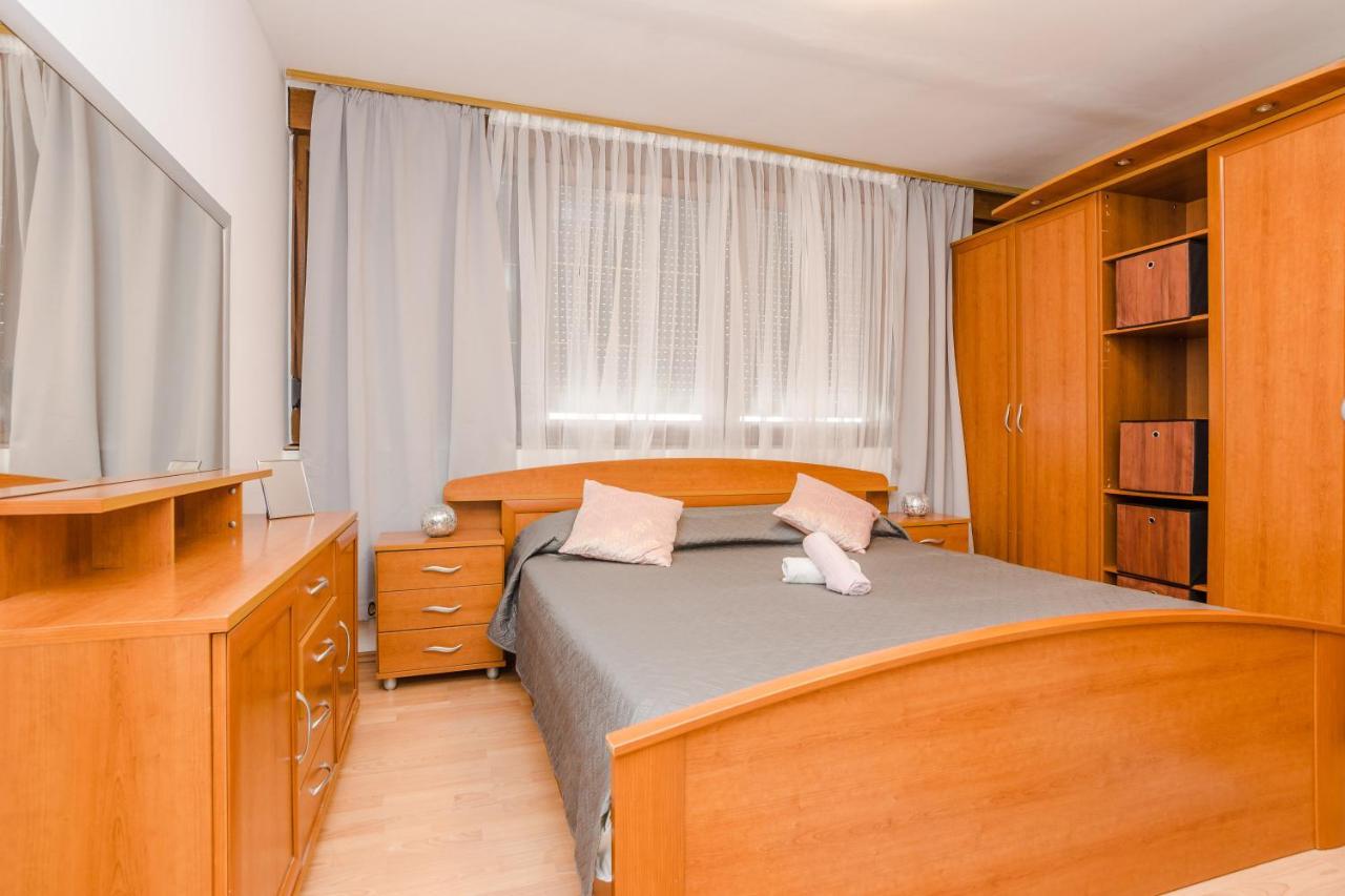 Naomi Apartamento Zadar Exterior foto